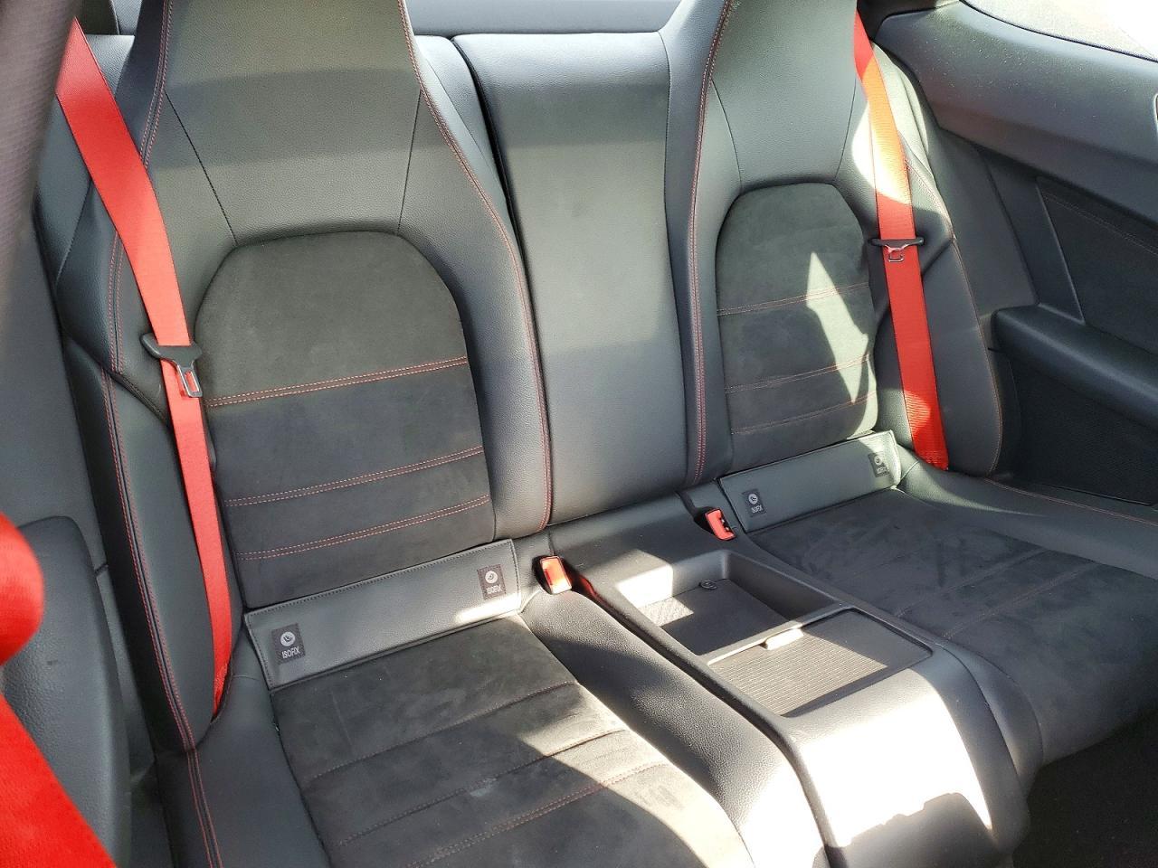 2014 Mercedes-Benz C 250 - zdjęcie 10
