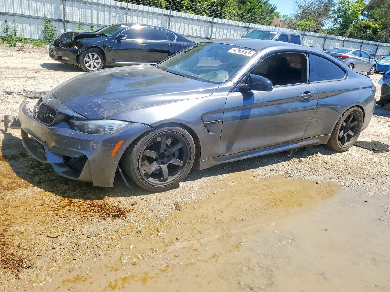 2016 BMW M4 - zdjęcie główne
