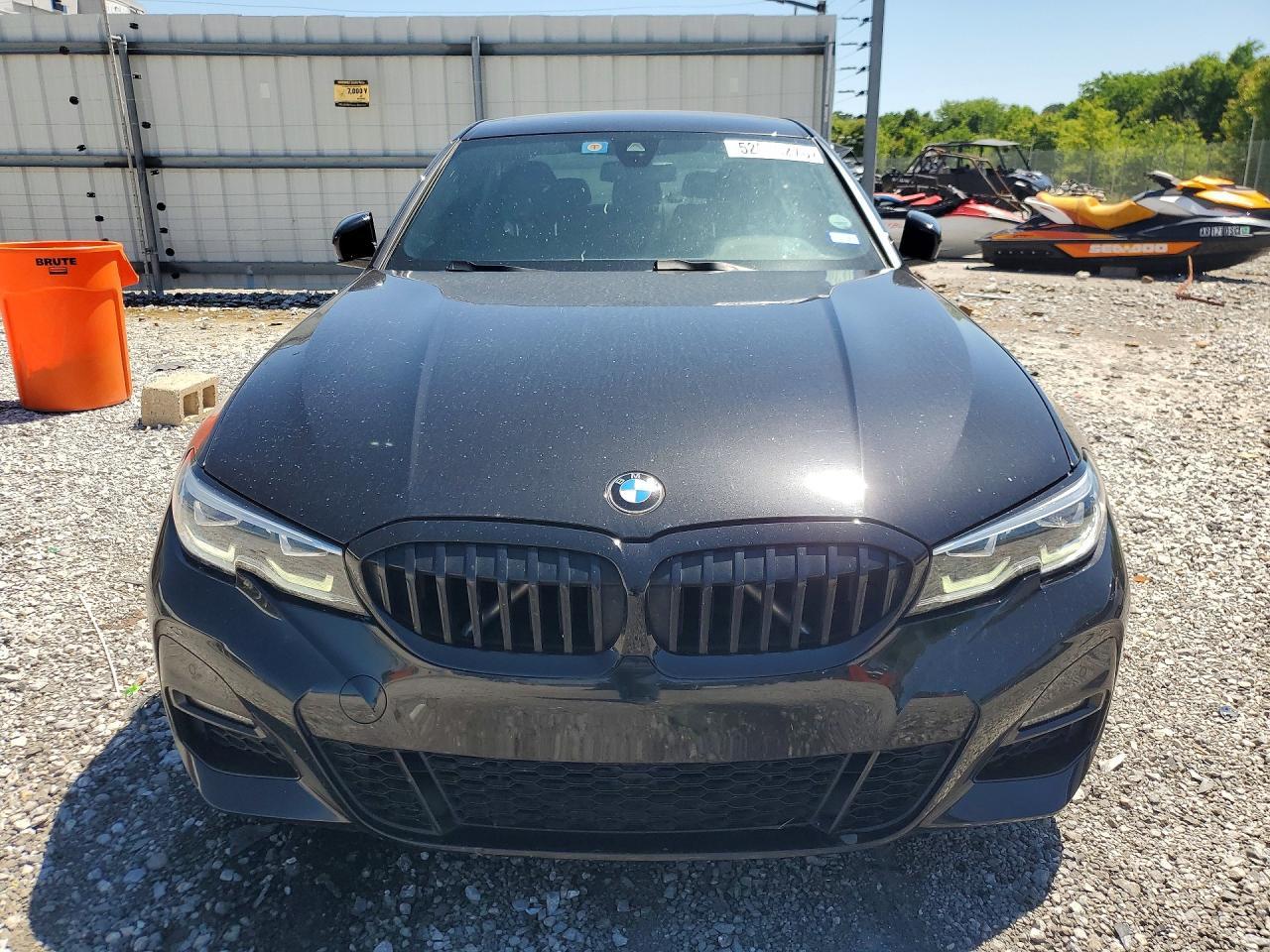 2021 BMW 330I - zdjęcie 5