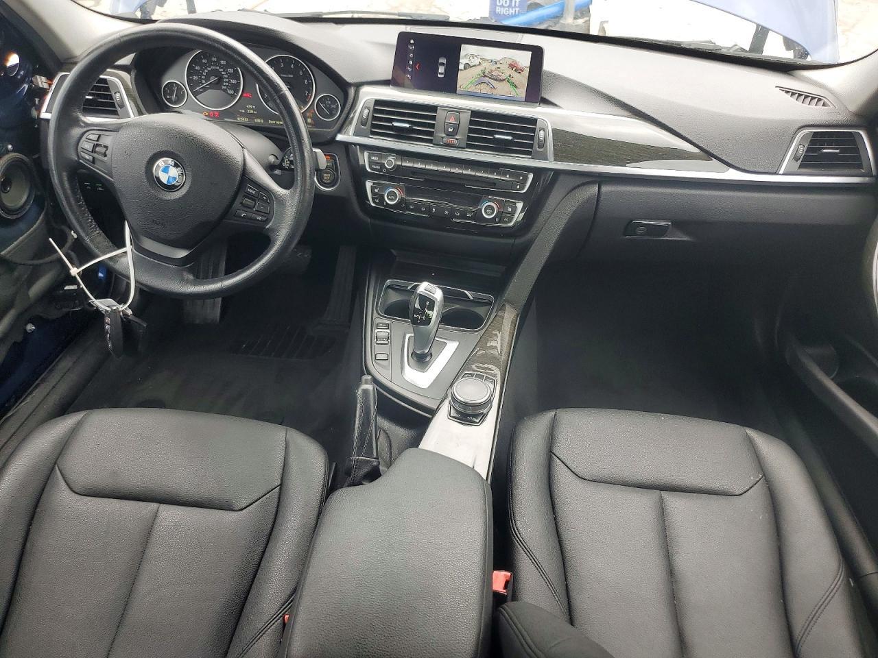 2018 BMW 320 Xi - zdjęcie 8