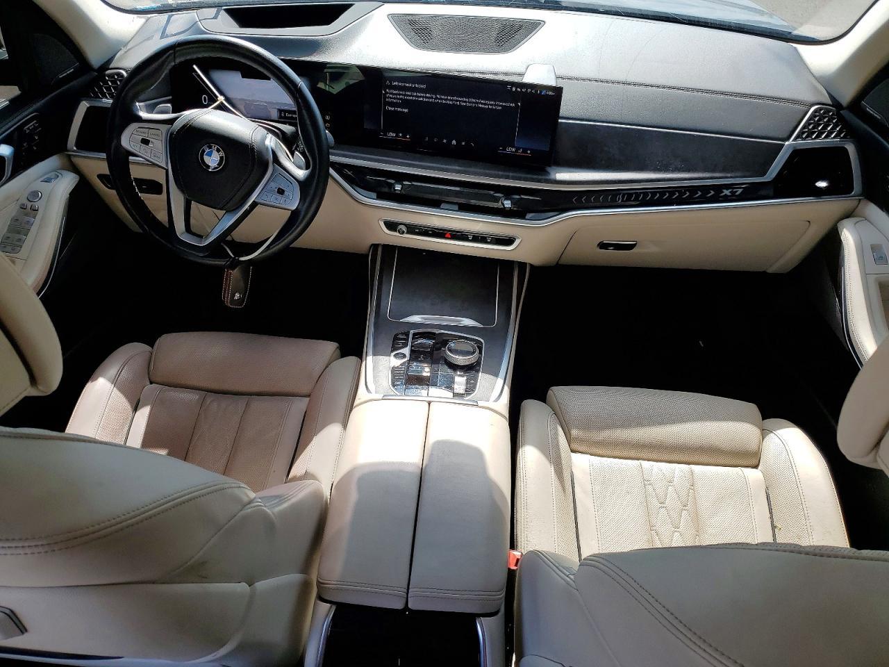 2025 BMW X7 xDrive40I - zdjęcie 8