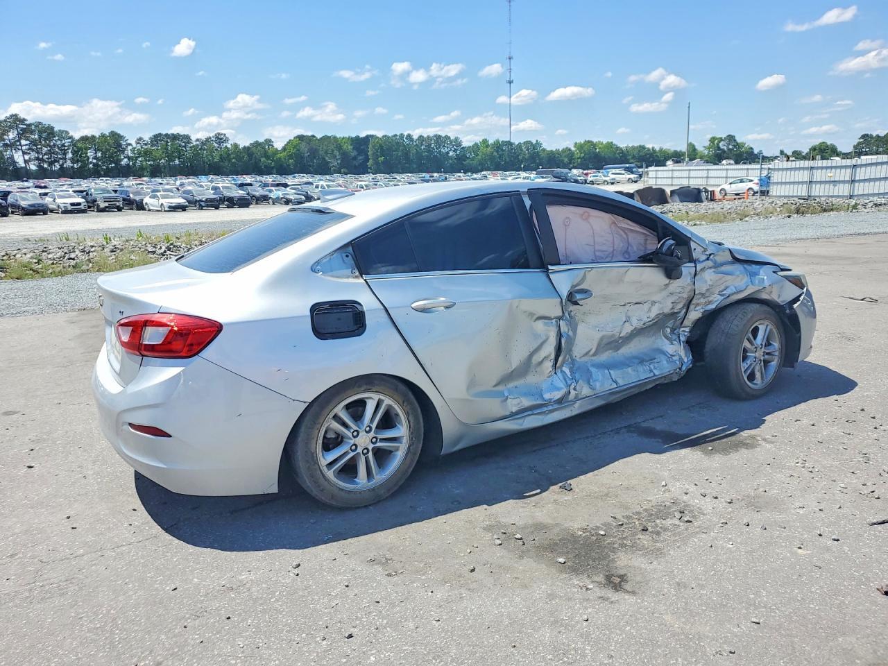 2017 Chevrolet Cruze Lt - zdjęcie 3