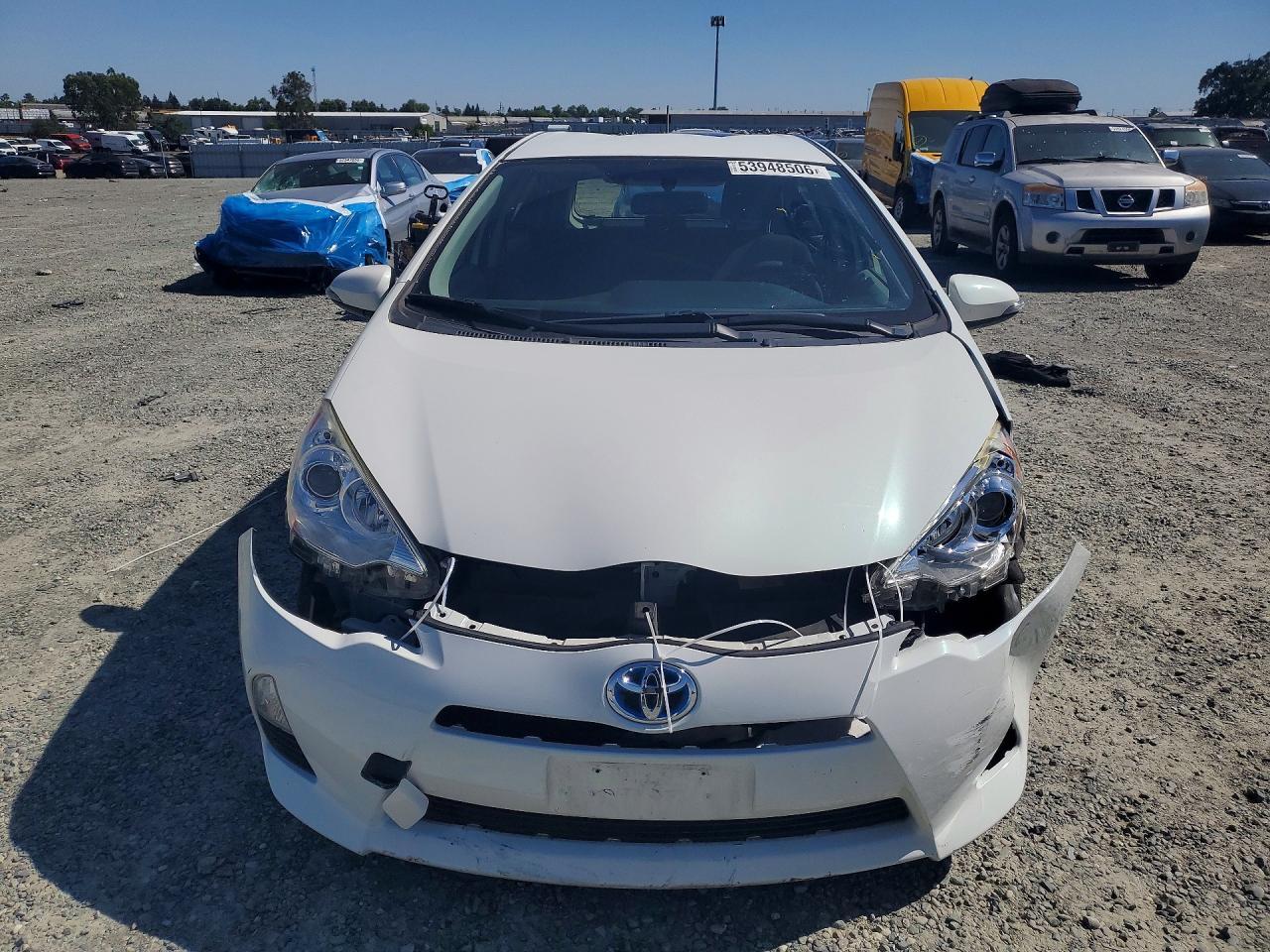 2014 Toyota Prius C Two - zdjęcie 5