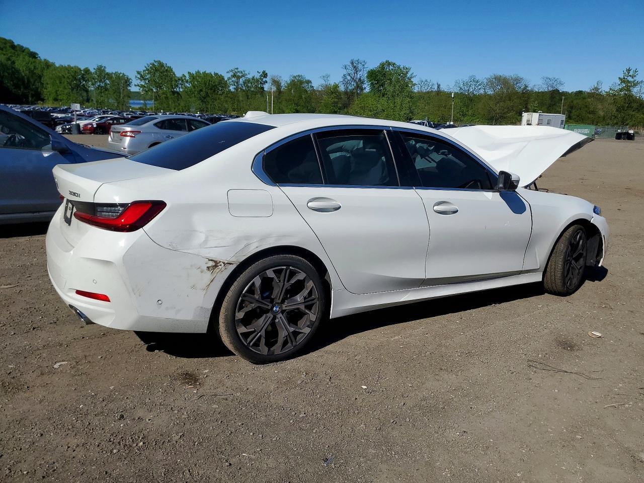 BMW Seria 3 - zdjęcie 3