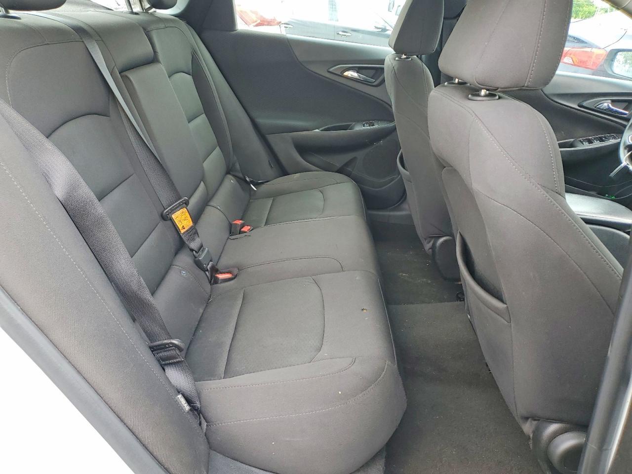 2018 Chevrolet Malibu Ls - zdjęcie 10