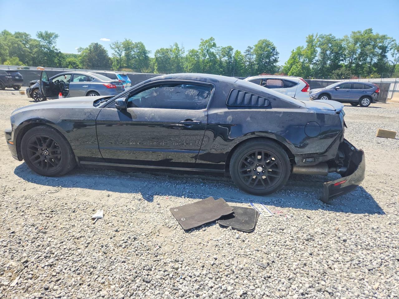 2014 Ford Mustang - zdjęcie 2