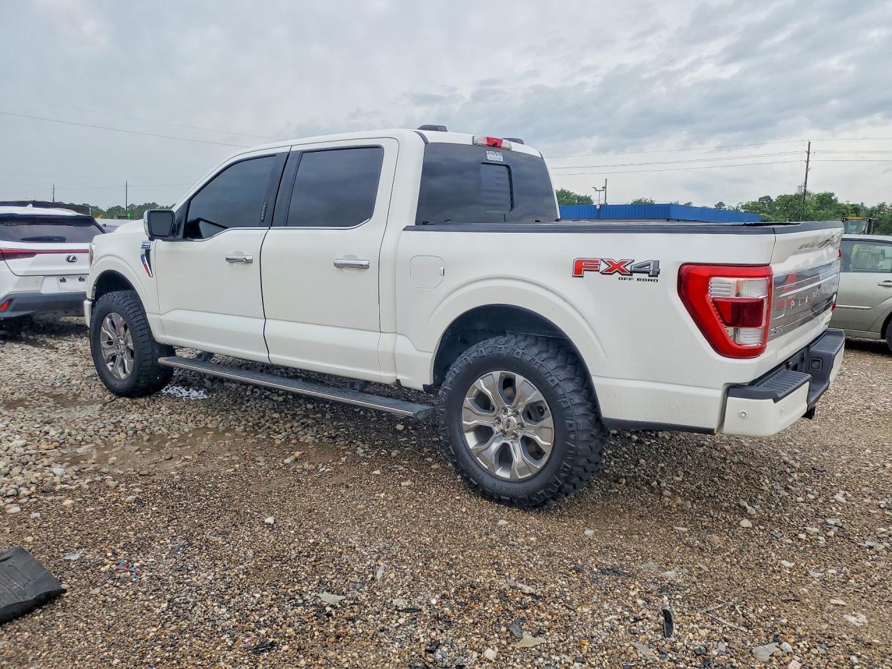 2022 Ford F150 Supercrew - zdjęcie 2