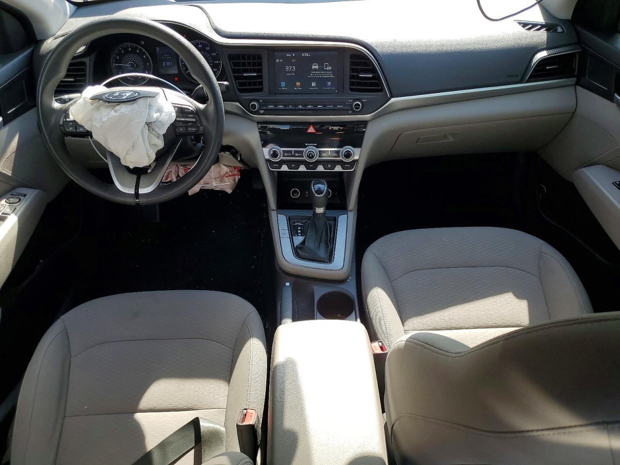 2020 Hyundai Elantra Sel - zdjęcie 8