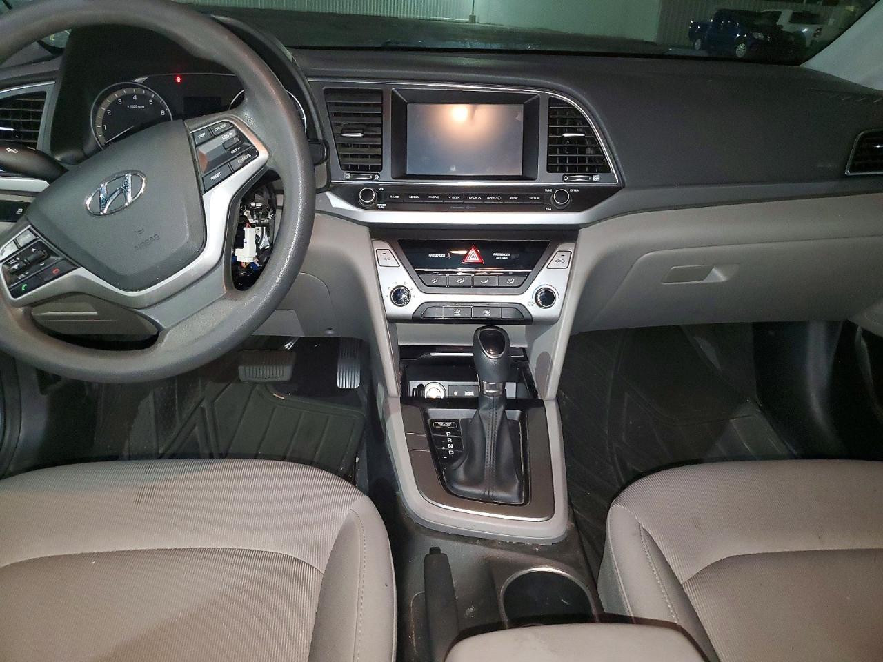 2018 Hyundai Elantra Se - zdjęcie 8