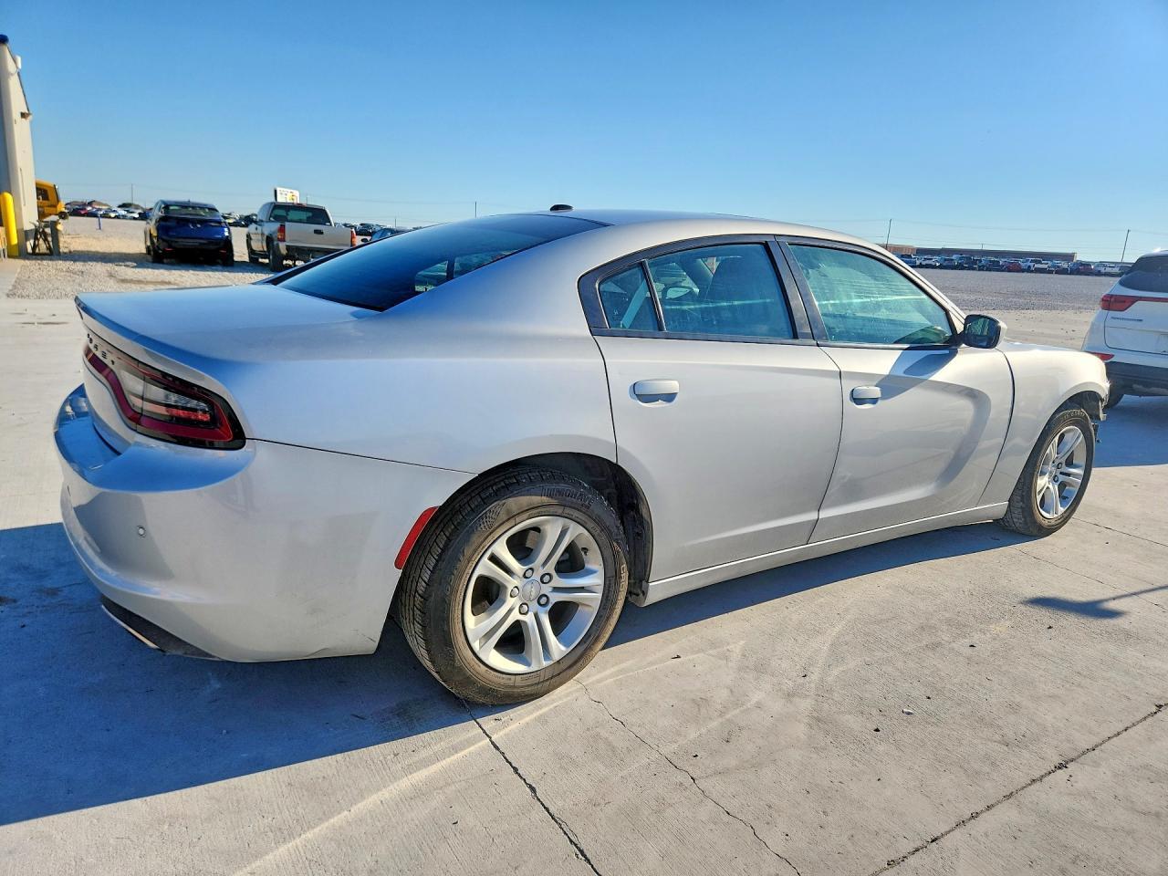 2021 Dodge Charger Sxt - zdjęcie 3