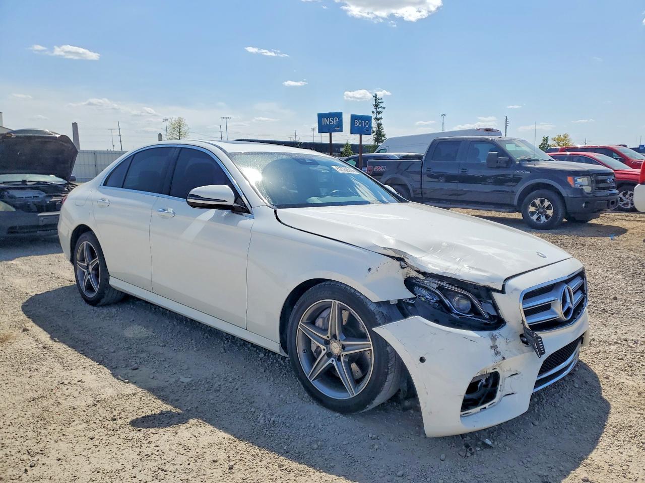 2017 Mercedes-Benz E 300 4Matic - zdjęcie 4