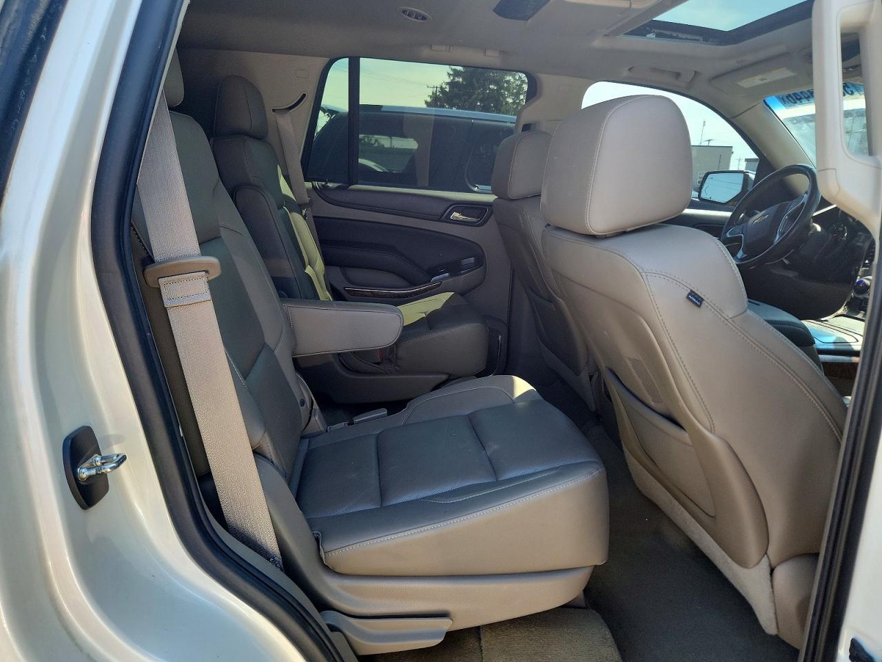 2015 Chevrolet Tahoe Ltz - zdjęcie 11