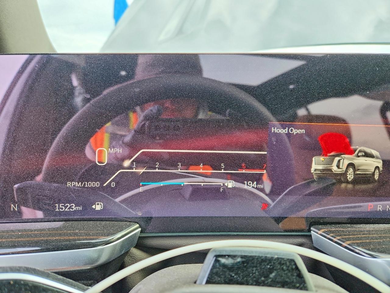 2026 Cadillac Escalade Luxury - zdjęcie 9