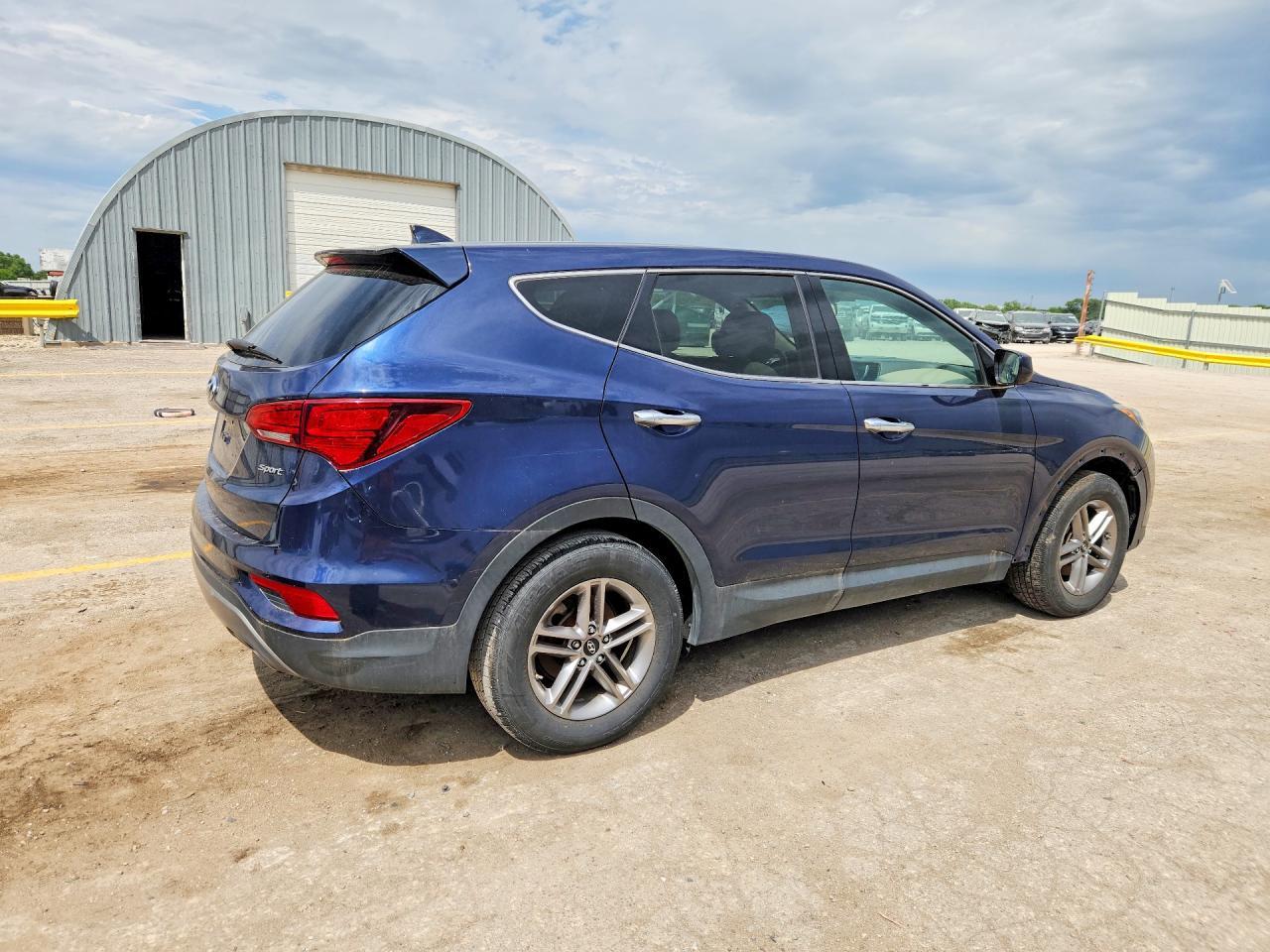 2017 Hyundai Santa Fe Sport 2.4L - zdjęcie 3