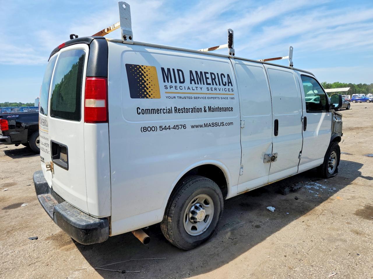 2013 Chevrolet Express G2500 - zdjęcie 3