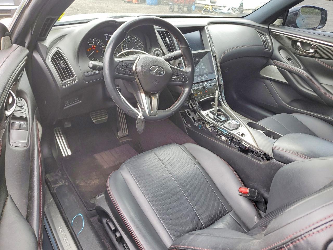 2021 Infiniti Q60 Red Sport 400 - zdjęcie 8
