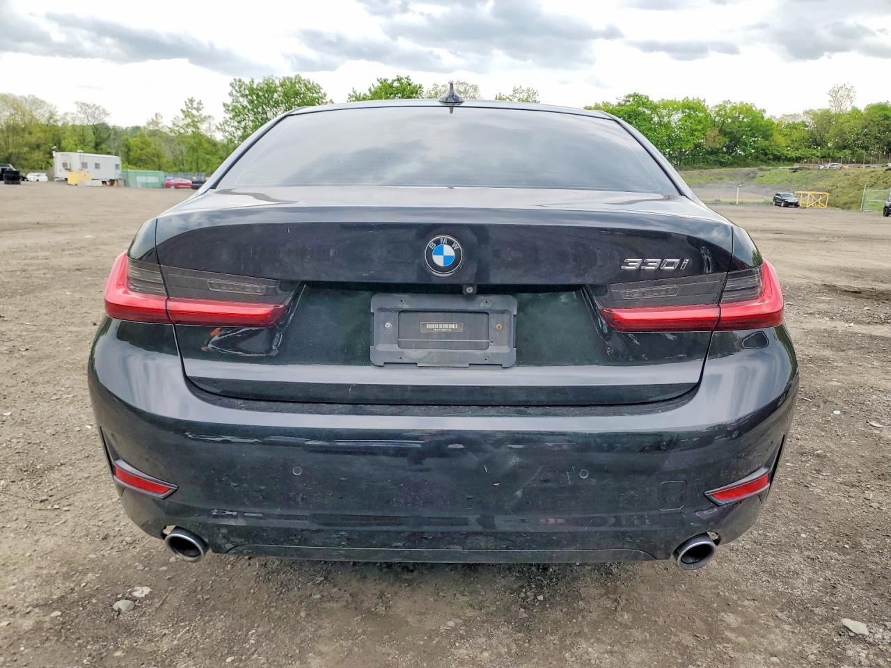 2020 BMW 330I - zdjęcie 6