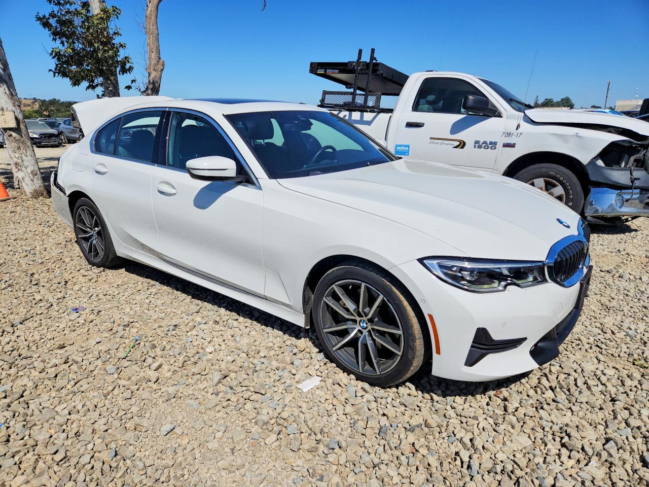2020 BMW 330I - zdjęcie 4