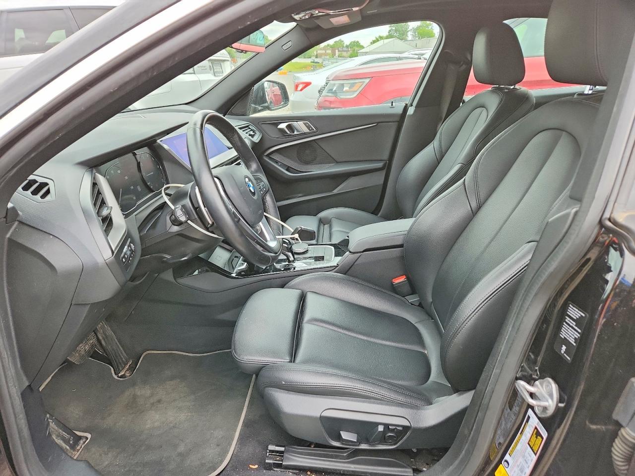 2020 BMW 228Xi - zdjęcie 7