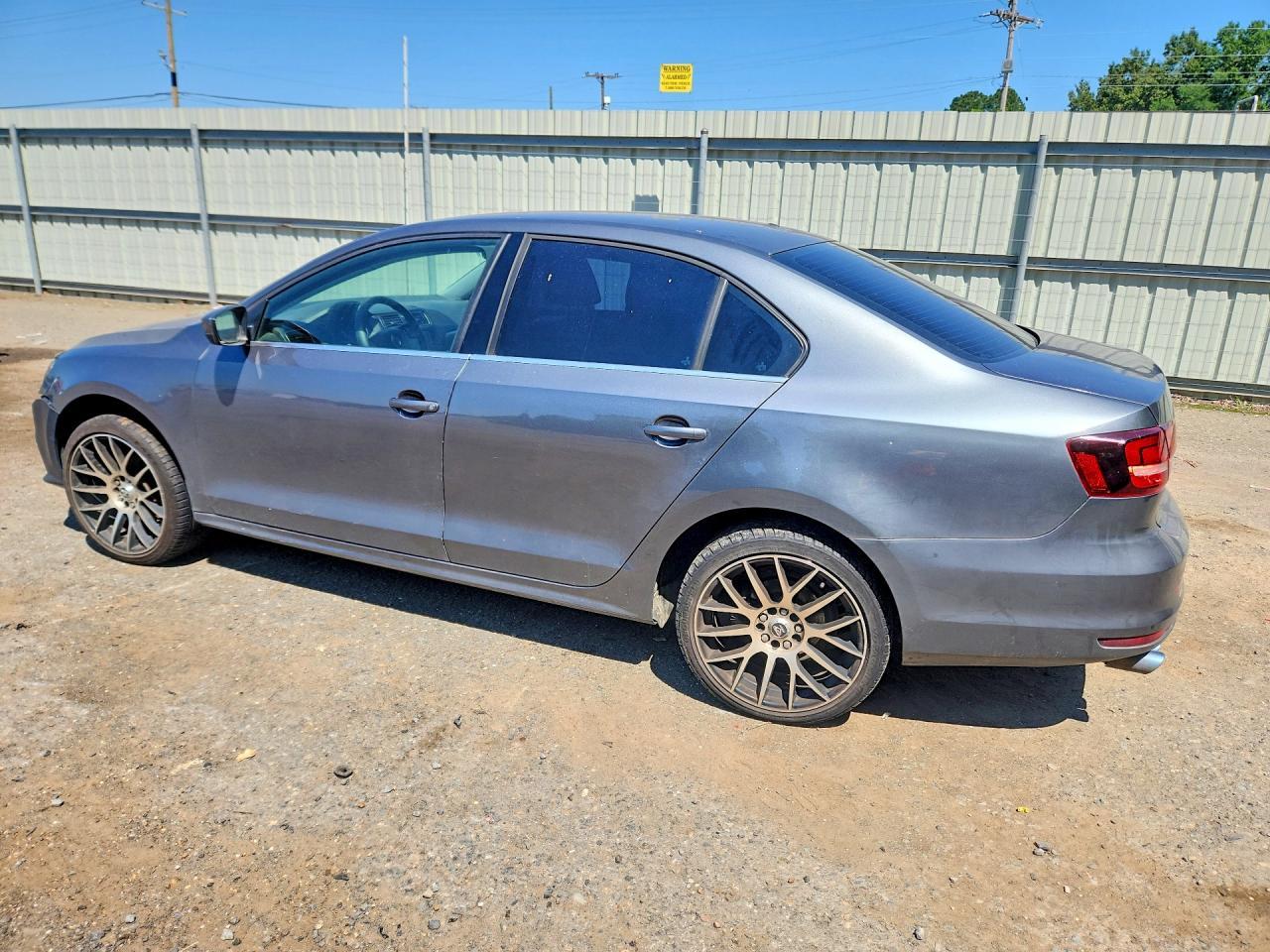 2017 Volkswagen Jetta S - zdjęcie 2