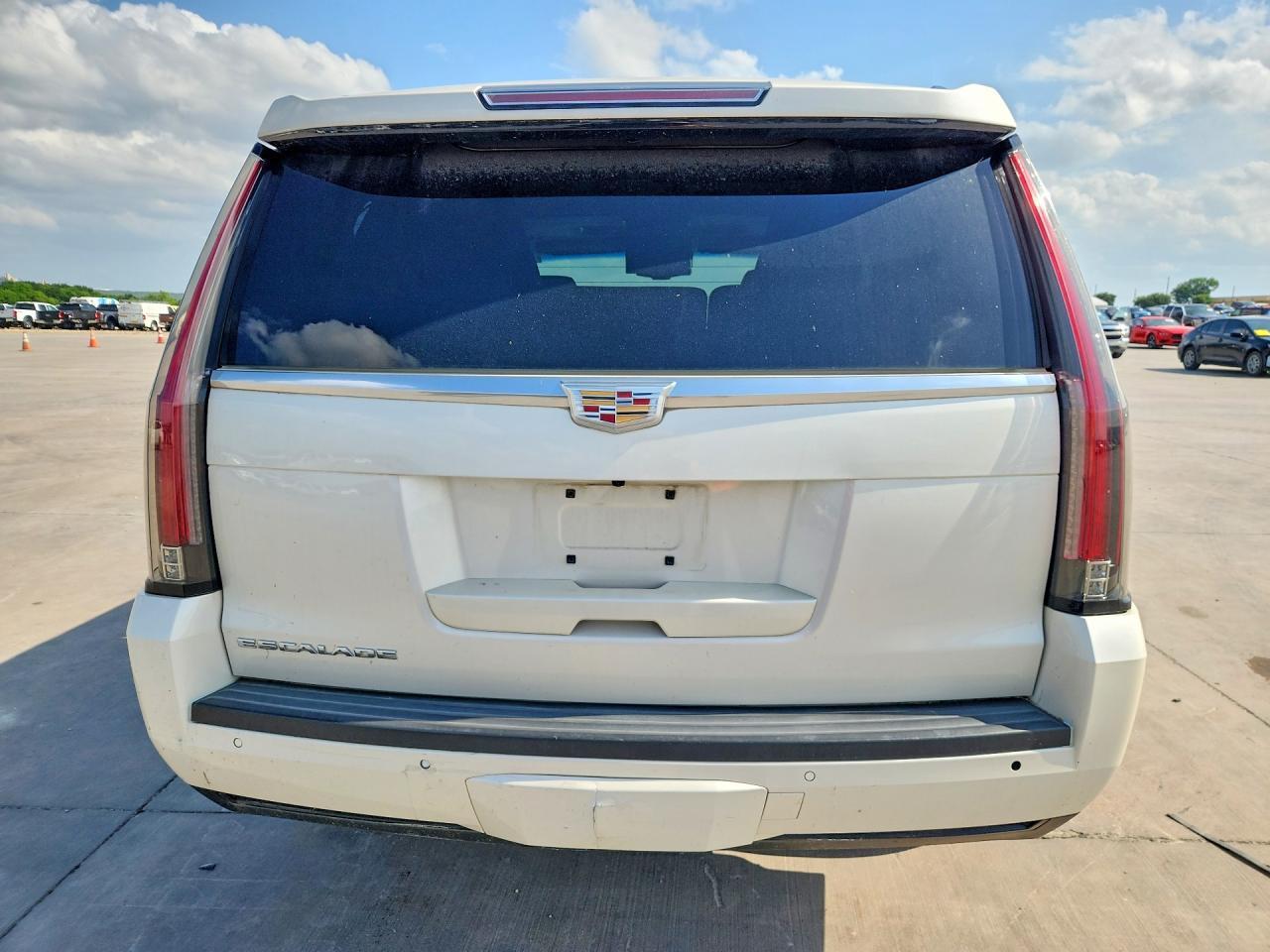 2015 Cadillac Escalade Luxury - zdjęcie 6