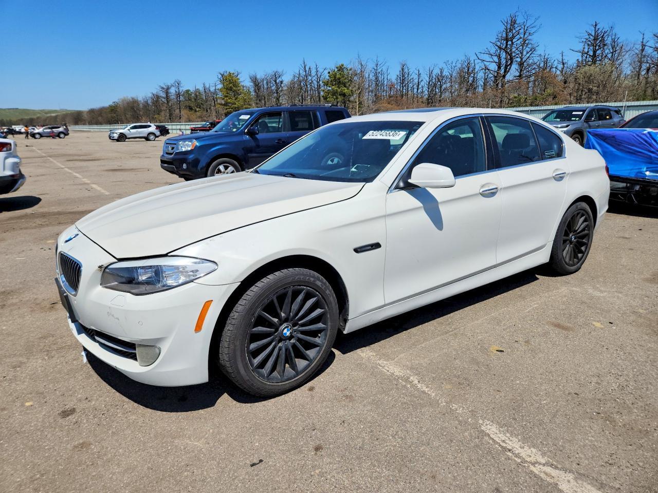 2013 BMW 535 Xi - zdjęcie główne