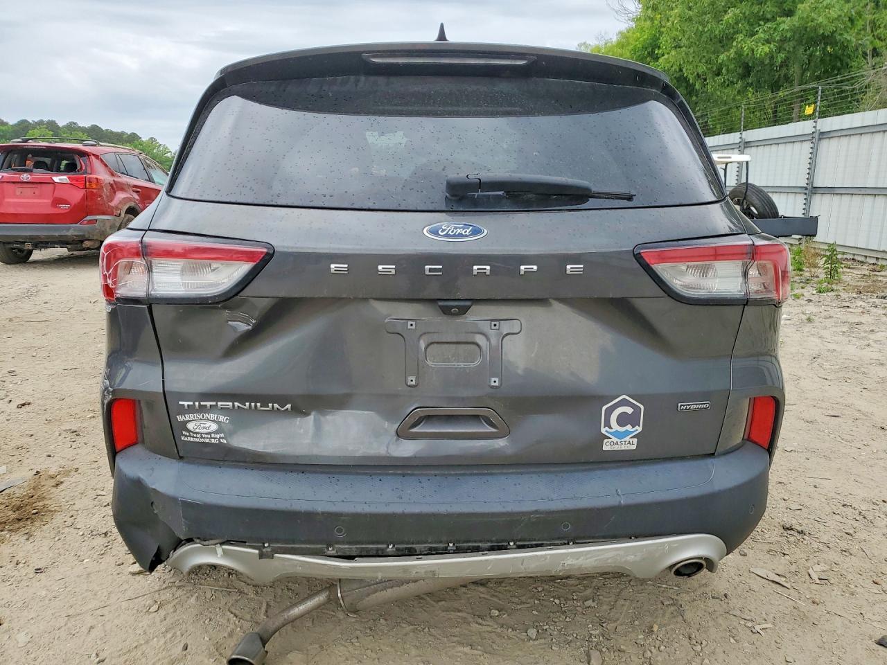 2020 Ford Escape Titanium - zdjęcie 6