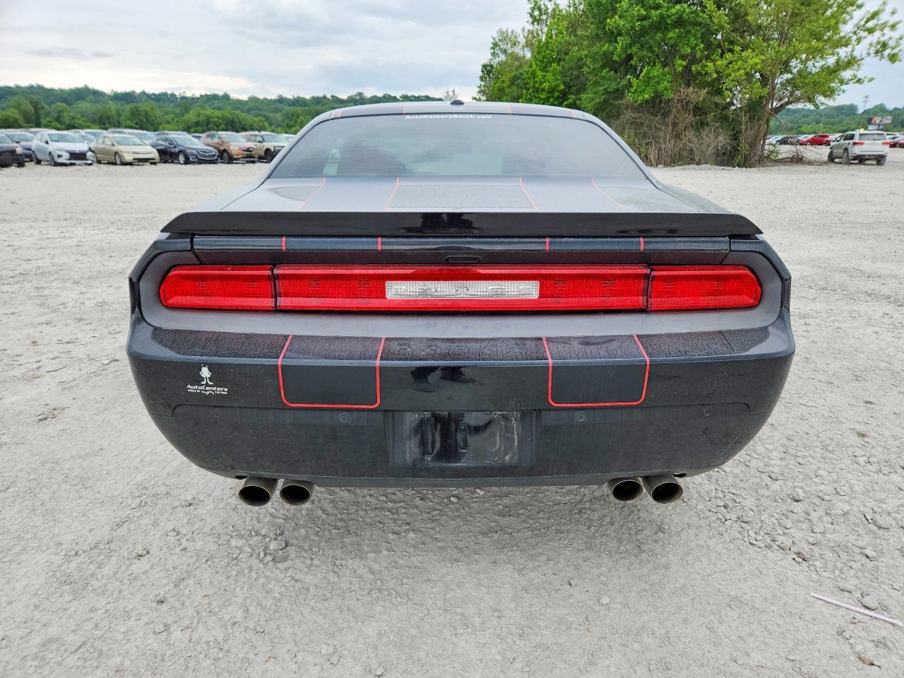 2013 Dodge Challenger R - zdjęcie 6
