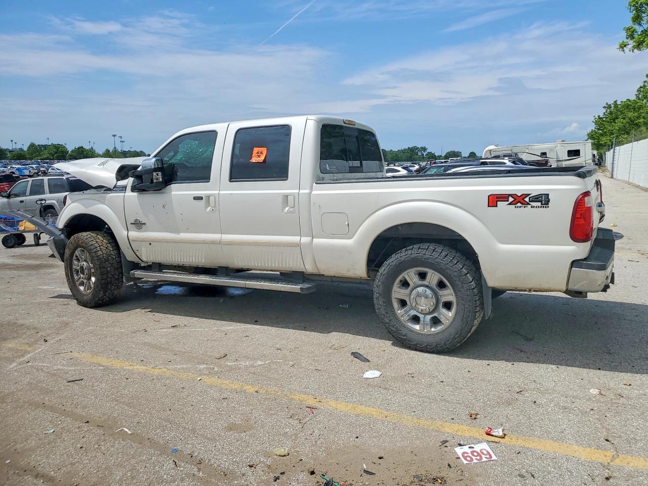 2013 Ford F250 Super Duty - zdjęcie 2