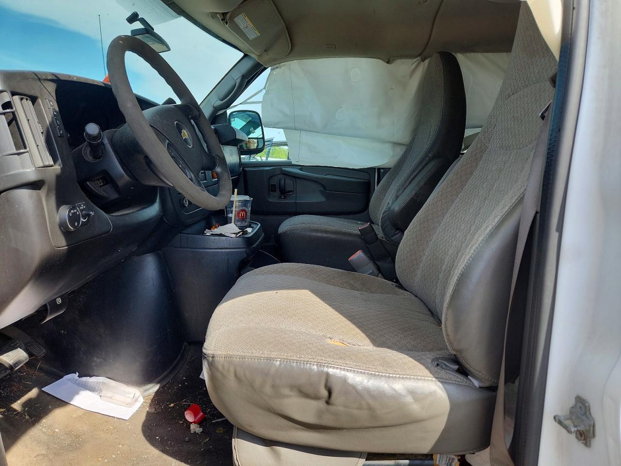 2013 Chevrolet Express - zdjęcie 7