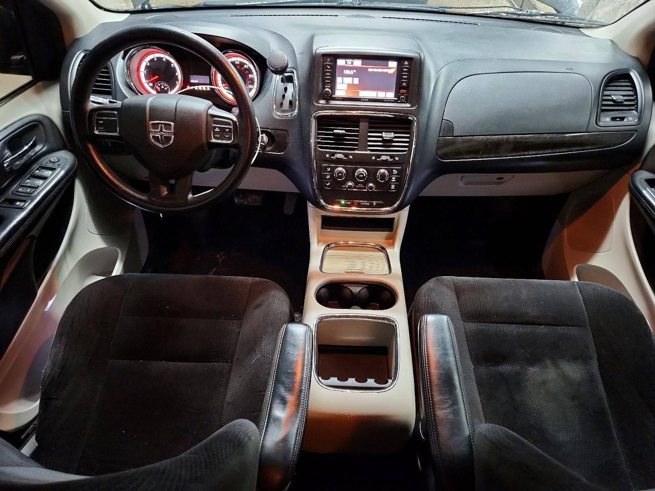 2015 Dodge Grand Caravan Sxt - zdjęcie 8