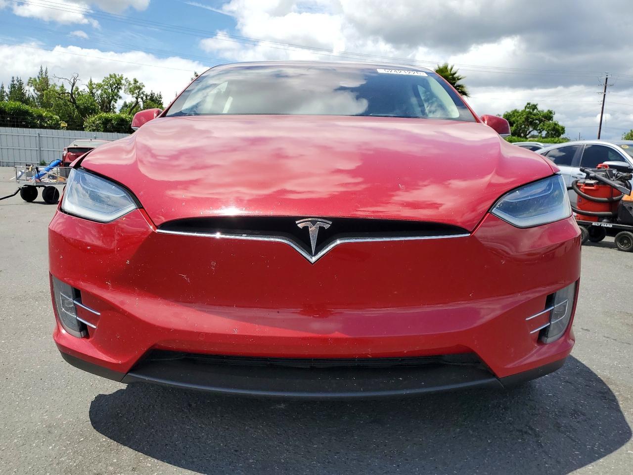 2017 Tesla Model X - zdjęcie 5