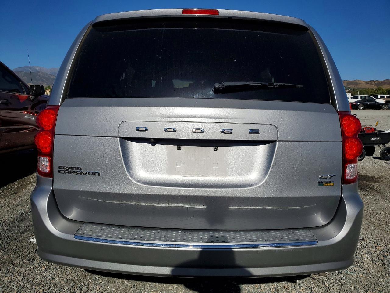 2018 Dodge Grand Caravan Gt - zdjęcie 6