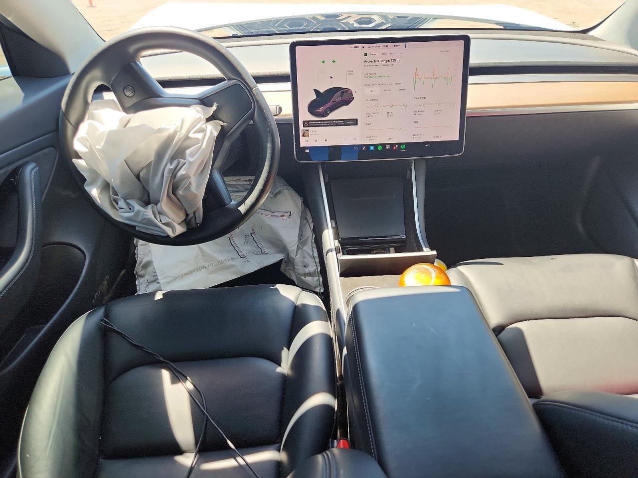 2019 Tesla Model 3 - zdjęcie 8