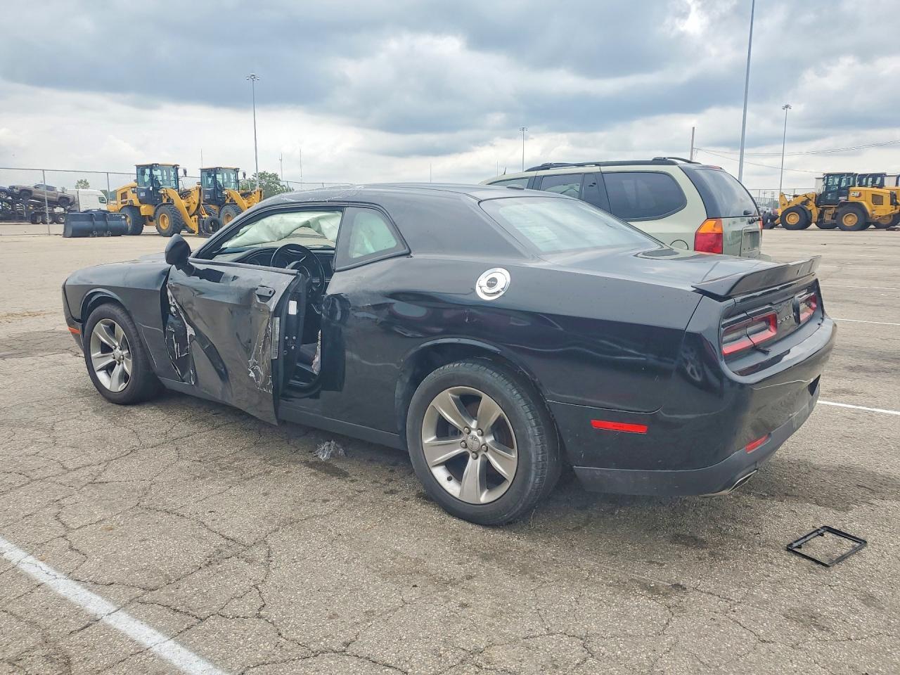 2019 Dodge Challenger Sxt - zdjęcie 2