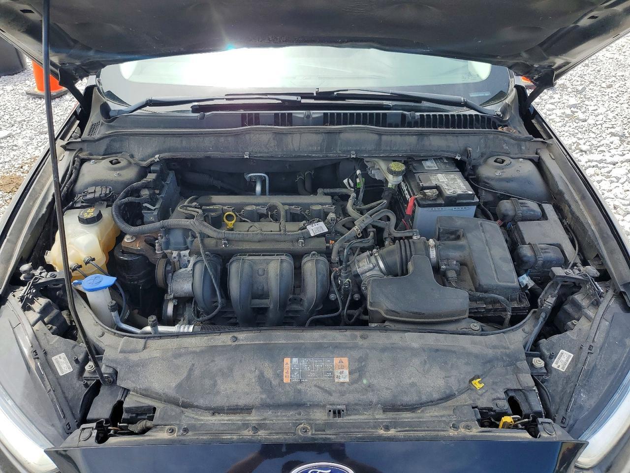 2015 Ford Fusion S - zdjęcie 11
