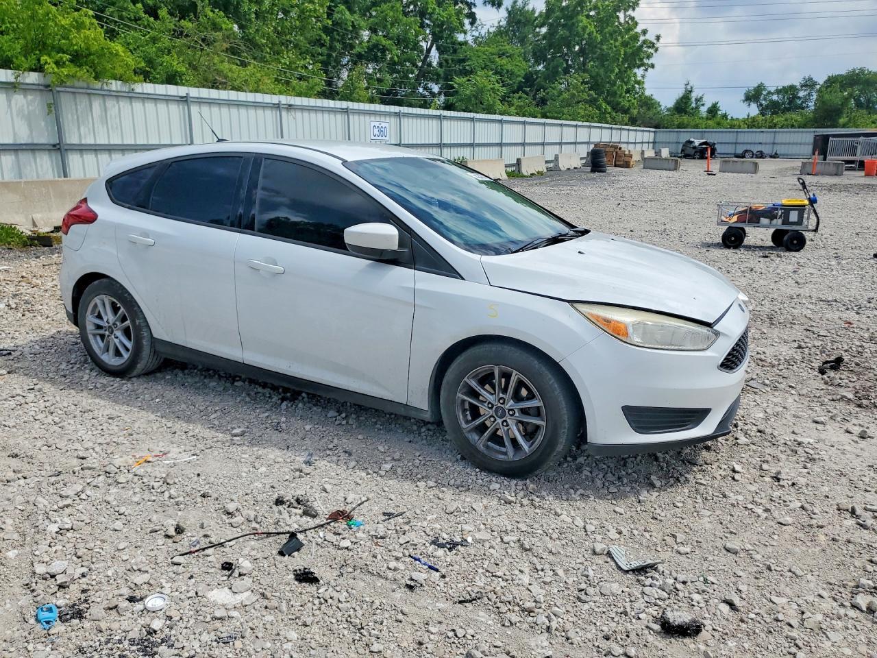2018 Ford Focus Se - zdjęcie 4