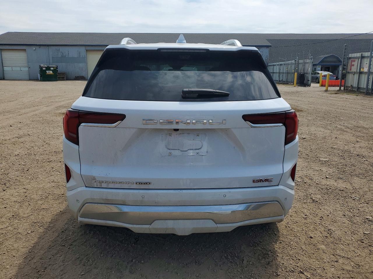2026 GMC Terrain Denali - zdjęcie 6