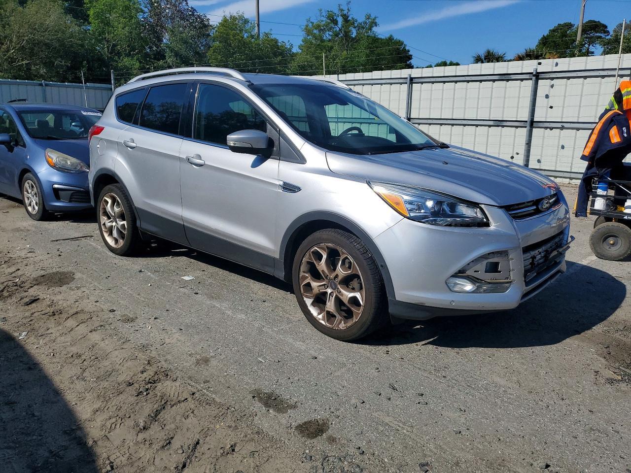 2015 Ford Escape Titanium - zdjęcie 4