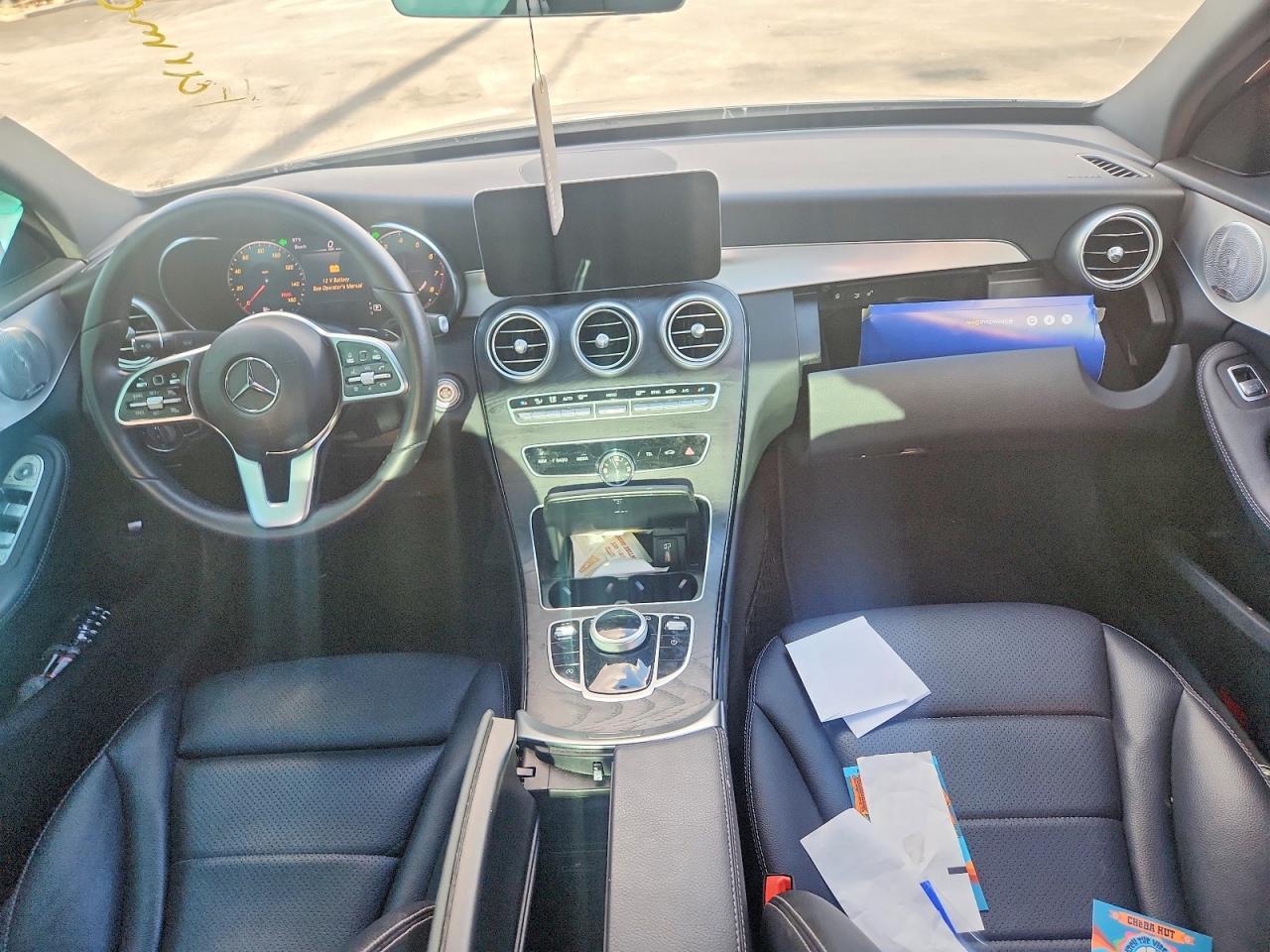2021 Mercedes-Benz C 300 - zdjęcie 8