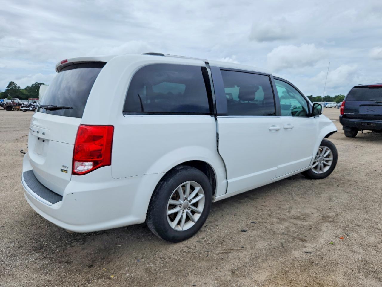 2019 Dodge Grand Caravan Sxt - zdjęcie 3
