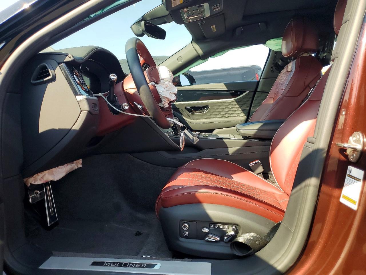2025 Bentley Flying Spur Speed - zdjęcie 7
