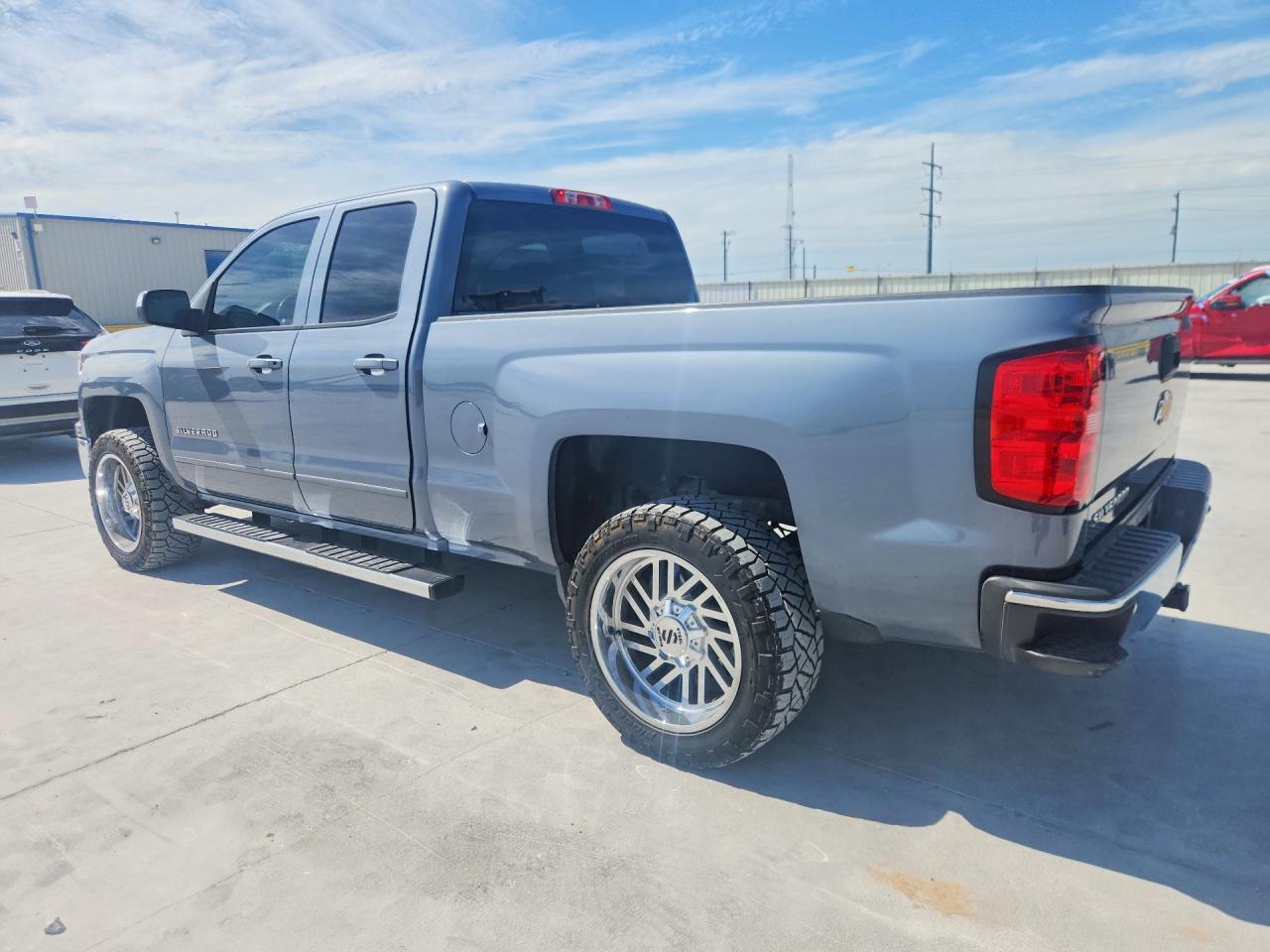2015 Chevrolet Silverado C1500 Lt - zdjęcie 2