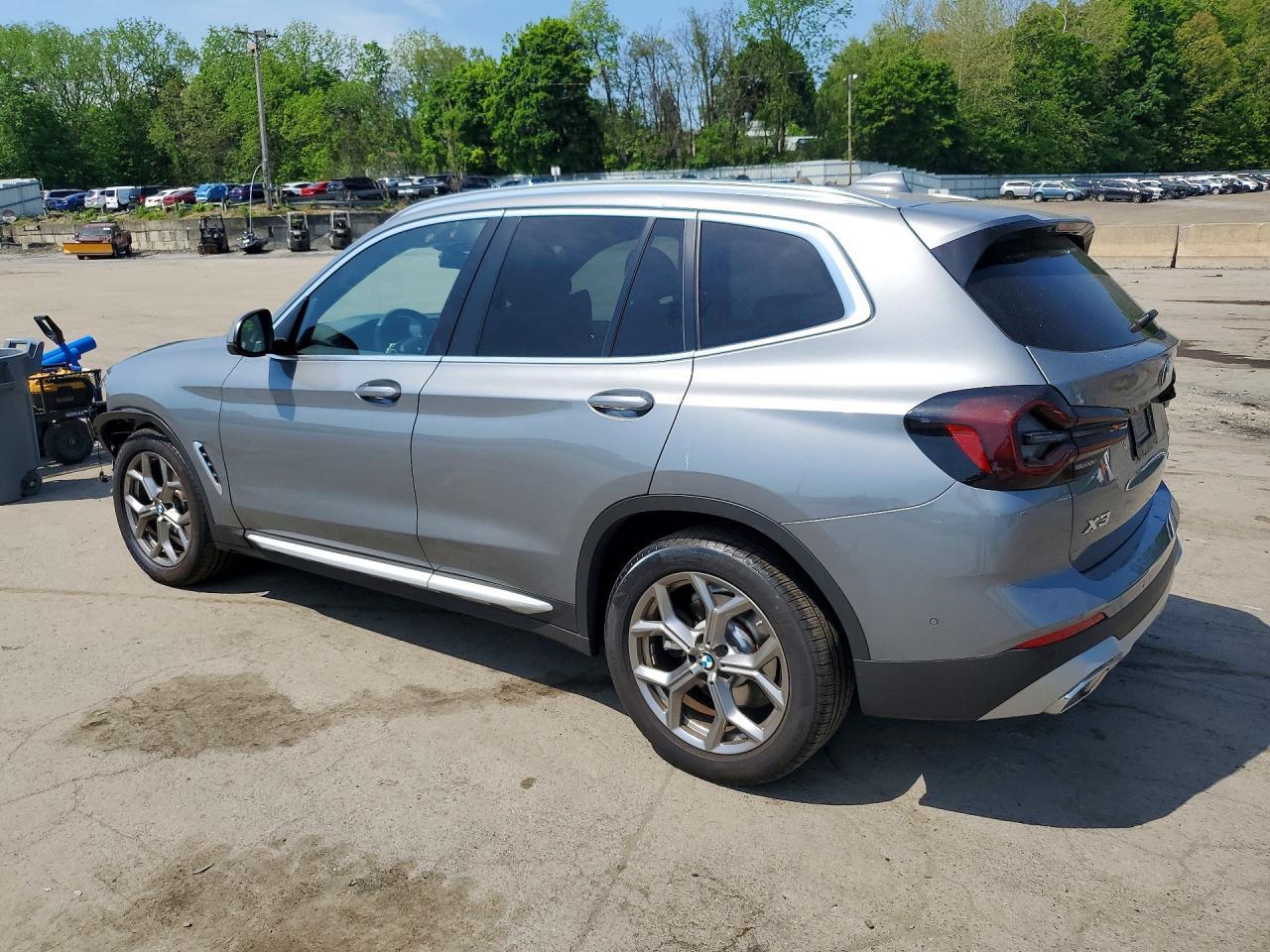 2024 BMW X3 xDrive30I - zdjęcie 2