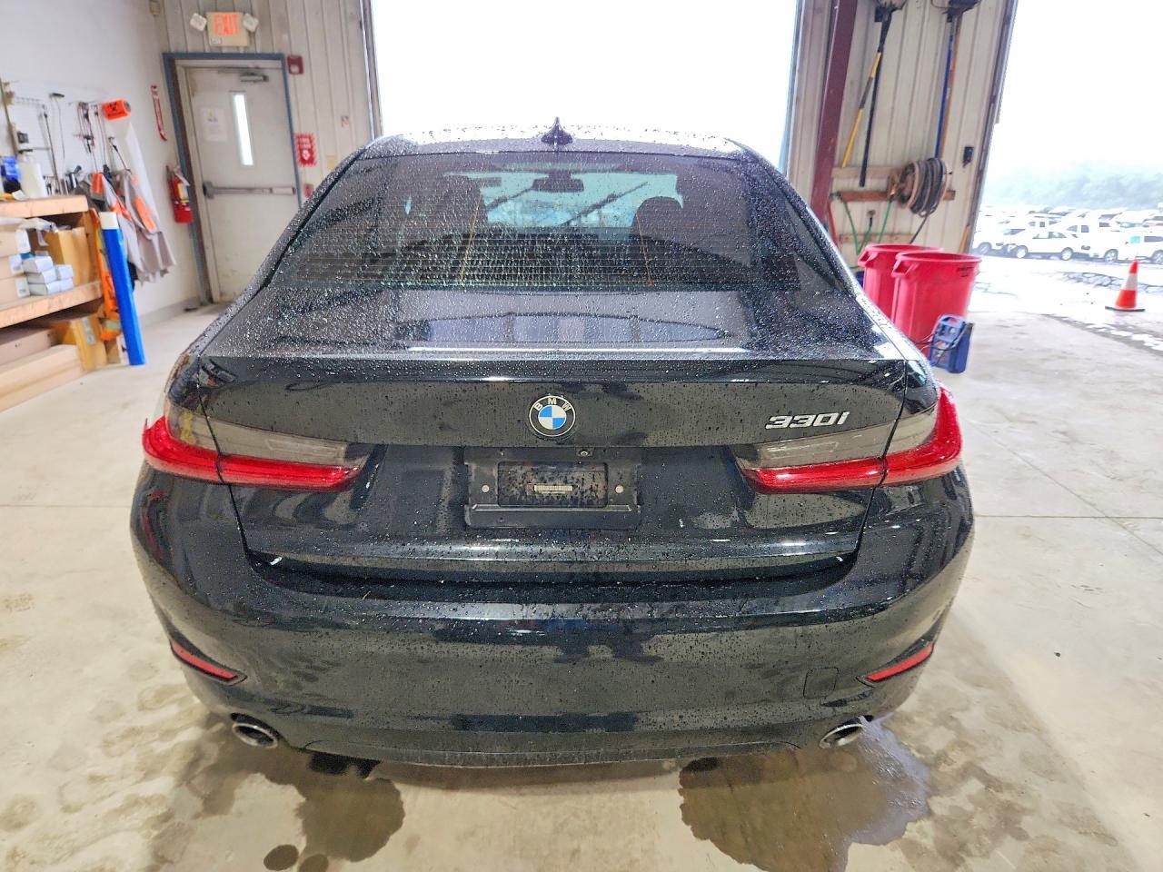 2021 BMW 330I - zdjęcie 6