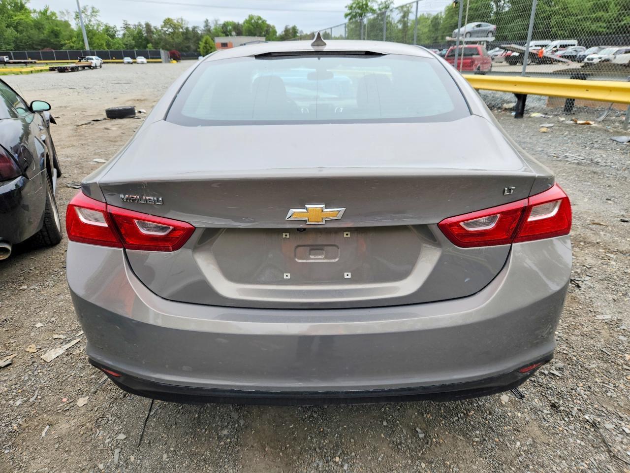 2018 Chevrolet Malibu Lt - zdjęcie 6