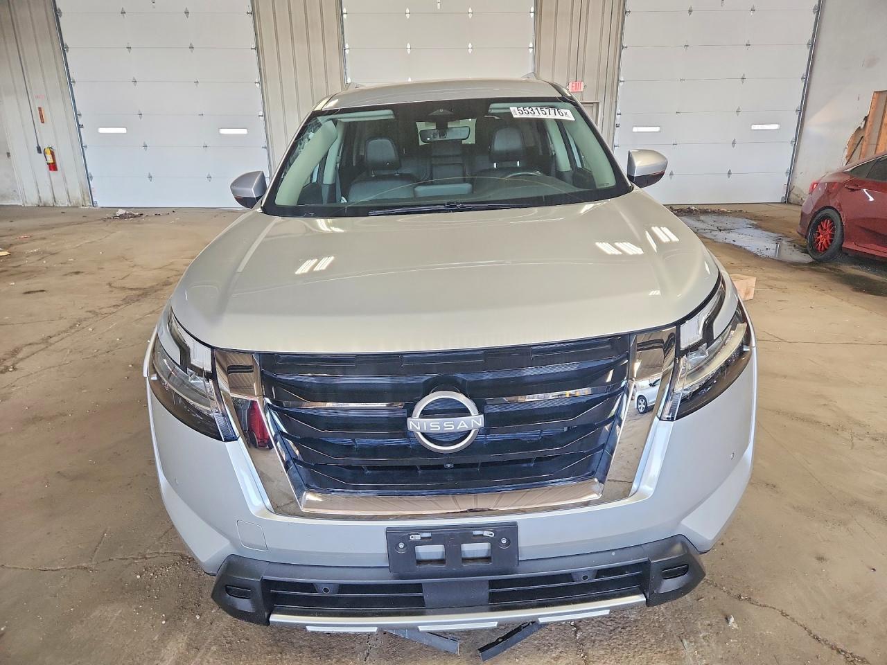 2023 Nissan Pathfinder S - zdjęcie 5