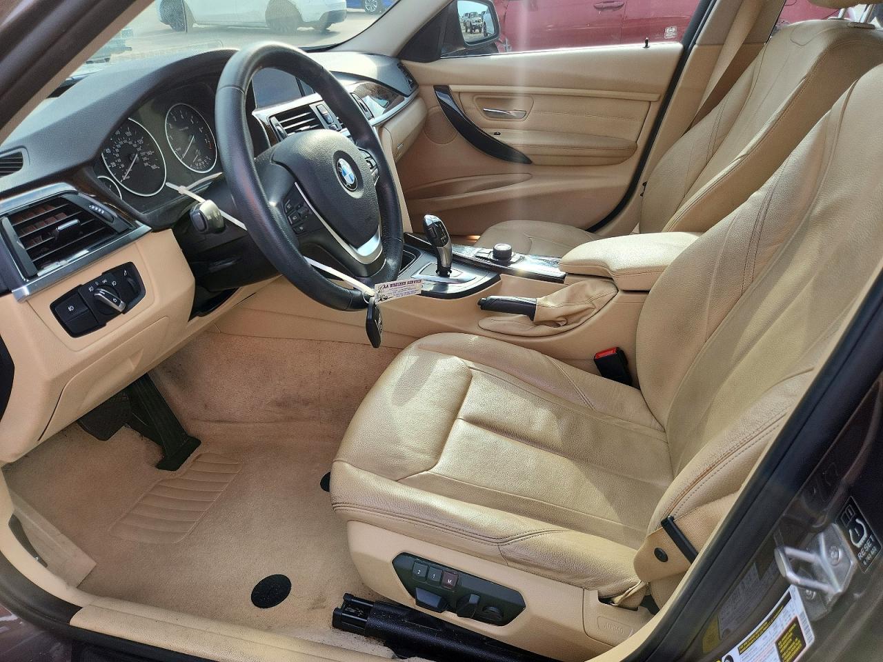 2014 BMW 328 I - zdjęcie 7