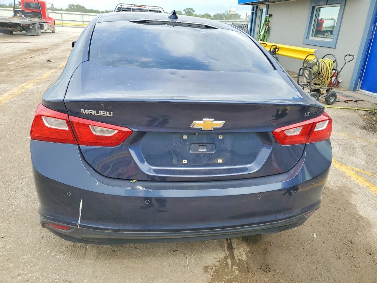 2016 Chevrolet Malibu Lt - zdjęcie 6