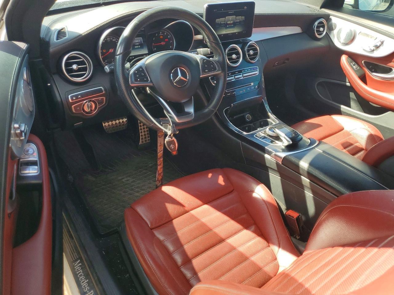 2017 Mercedes-Benz C 300 4Matic - zdjęcie 8